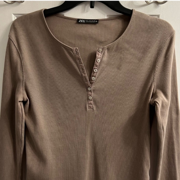 SOLD ZARA Tan Camel Ribbed Top Sz L - Picture 5 of 7